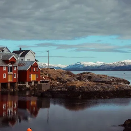 Bjornsund Brygger * Bud