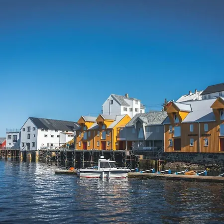 Guest house Bjornsund Brygger *